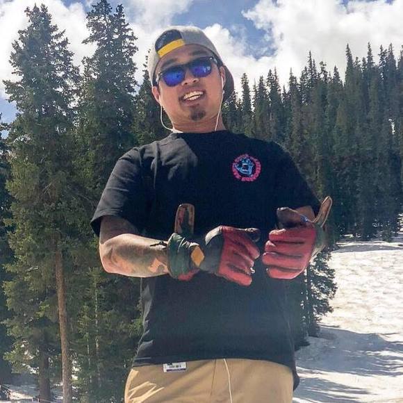 Meet your Posher, Derick - Picture 1 of 1